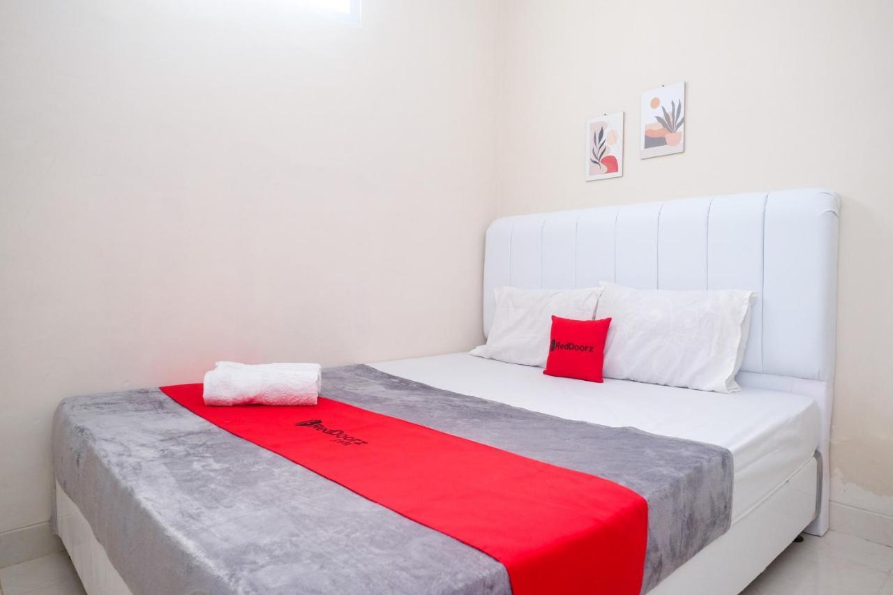Reddoorz Syariah Near Universitas Mercu Buana Kampus 2 Yogyakarta Kejayan Экстерьер фото